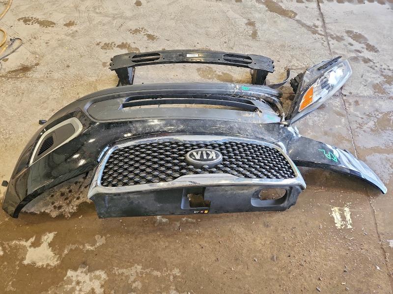 Photo 13 from auction – 2018 KIA SORENTO with VIN 5XYPG4A35JG359222