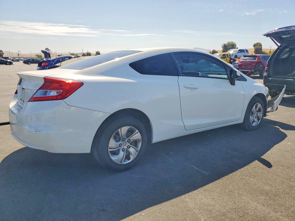 Photo 3 from auction – 2013 HONDA CIVIC with VIN 2HGFG3B56DH502837
