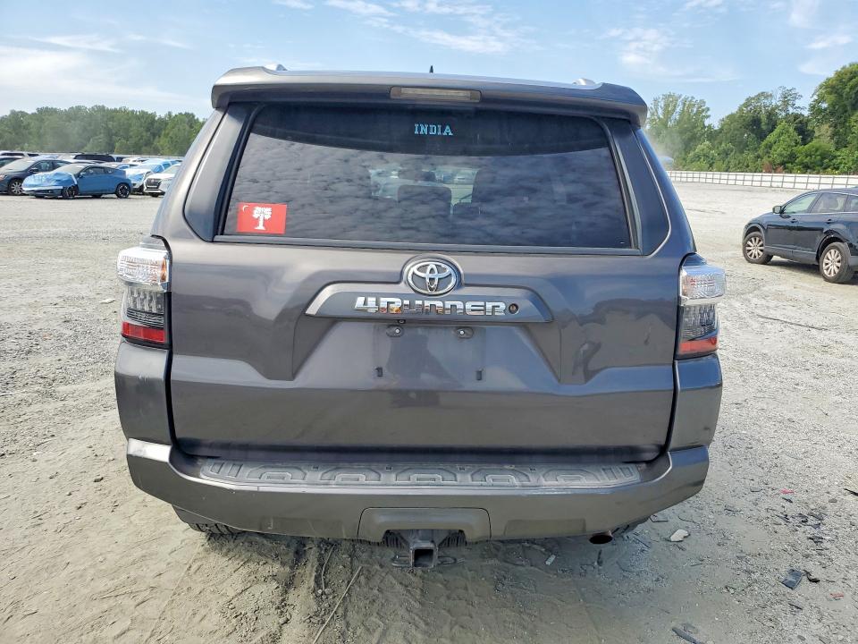 Photo 6 from auction – 2014 TOYOTA 4RUNNER with VIN JTEZU5JR5E5070962