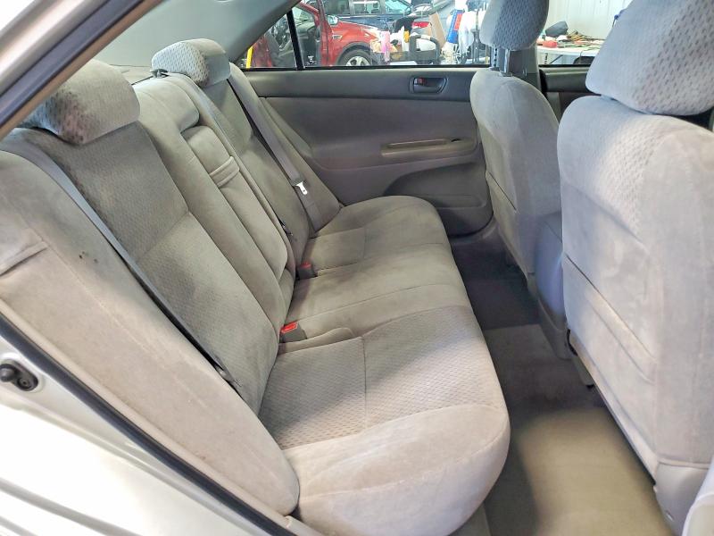 Photo 10 from auction – 2003 TOYOTA CAMRY with VIN 4T1BF32KX3U566070