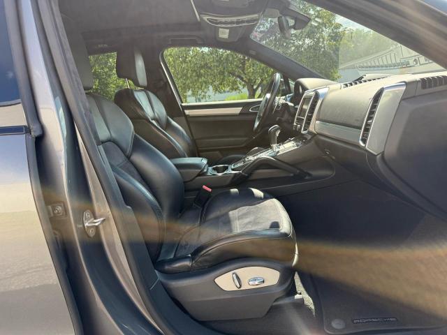 Photo 5 from auction – 2013 PORSCHE CAYENNE with VIN WP1AD2A20DLA78351