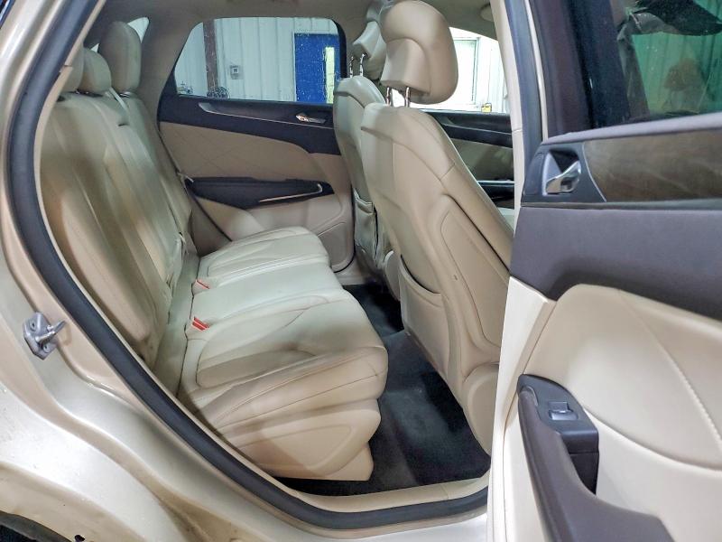 Photo 11 from auction – 2017 LINCOLN MKC with VIN 5LMCJ3D98HUL16103