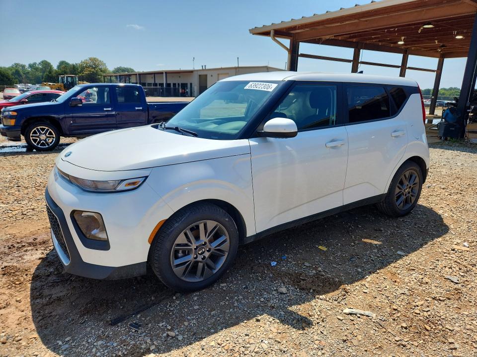 KIA SOUL 2021 with VIN KNDJ23AU5M7797117 - Photo from auction