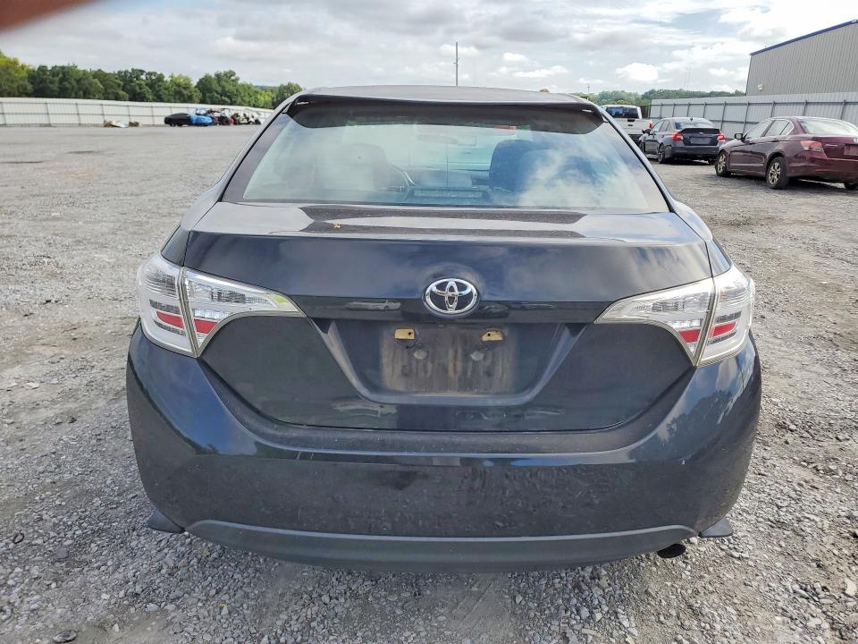 Photo 6 from auction – 2018 TOYOTA COROLLA with VIN 5YFBURHE3JP828343