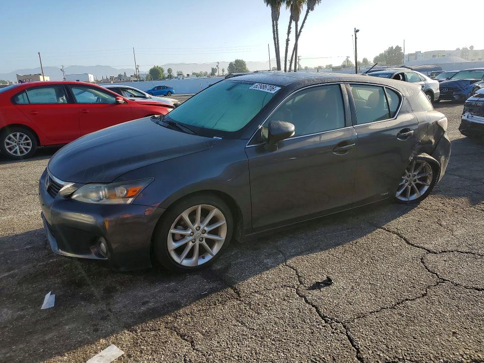 2011 LEXUS CT