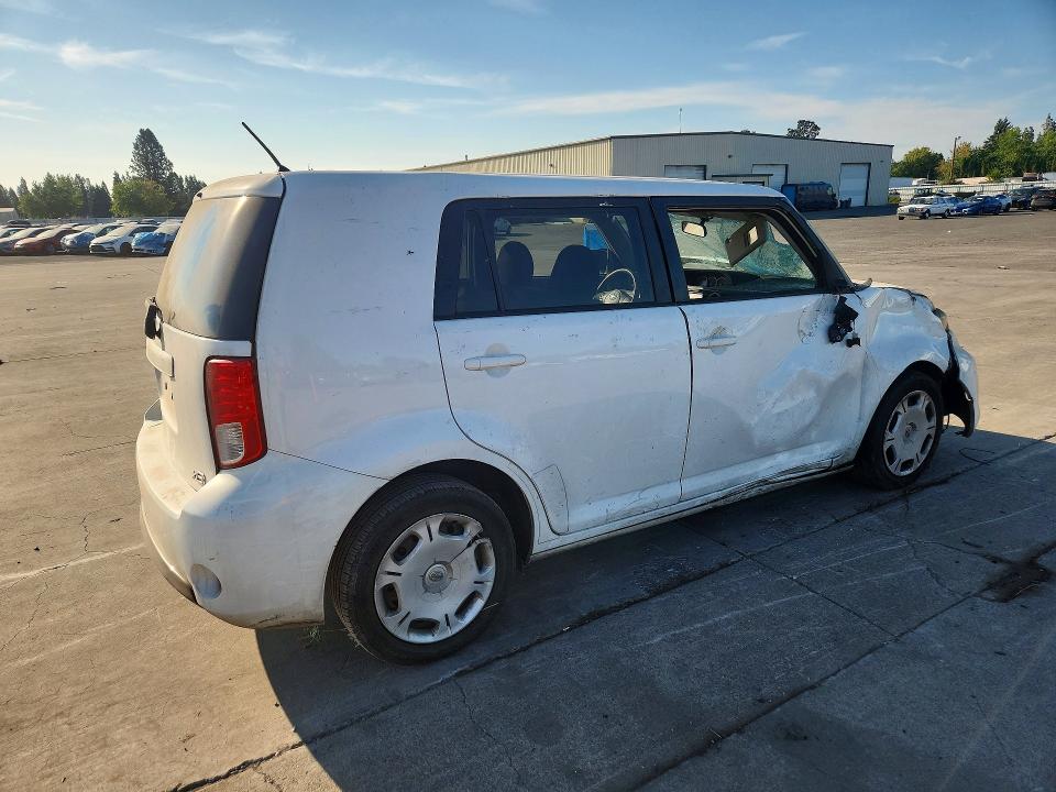 Photo 3 from auction – 2014 SCION XB with VIN JTLZE4FE7EJ056395