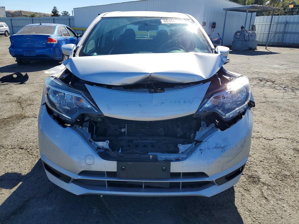 Photo 5 from auction – 2018 NISSAN VERSA NOTE with VIN 3N1CE2CP9JL370924