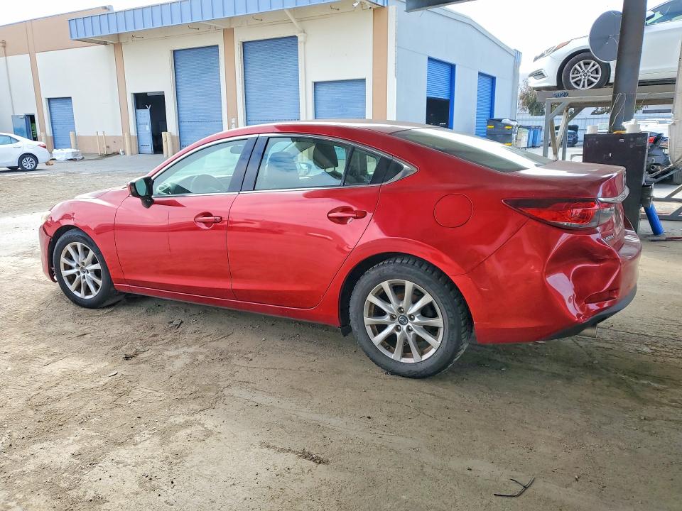 Photo 2 from auction – 2015 MAZDA 6 with VIN JM1GJ1U5XF1220398