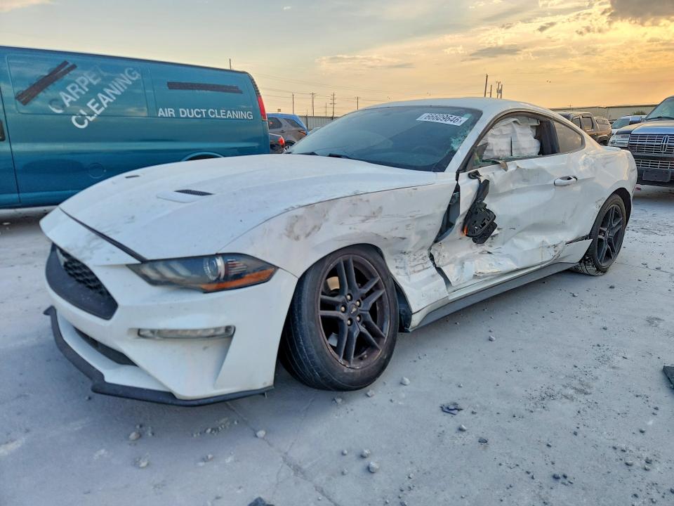 Снимка 1 от търг – 2020 FORD MUSTANG с VIN 1FA6P8TH4L5112206