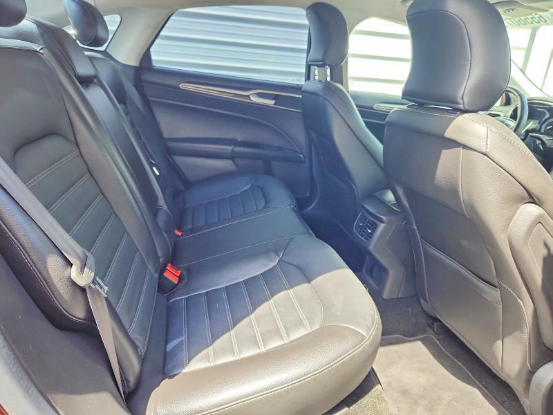 Photo 10 from auction – 2016 FORD FUSION with VIN 3FA6P0H97GR290648