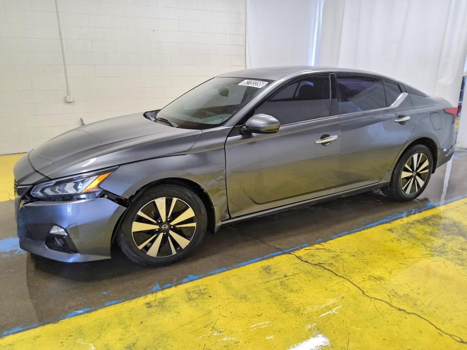 NISSAN ALTIMA 2019 with VIN 1N4BL4DW9KC140531 - Photo from auction