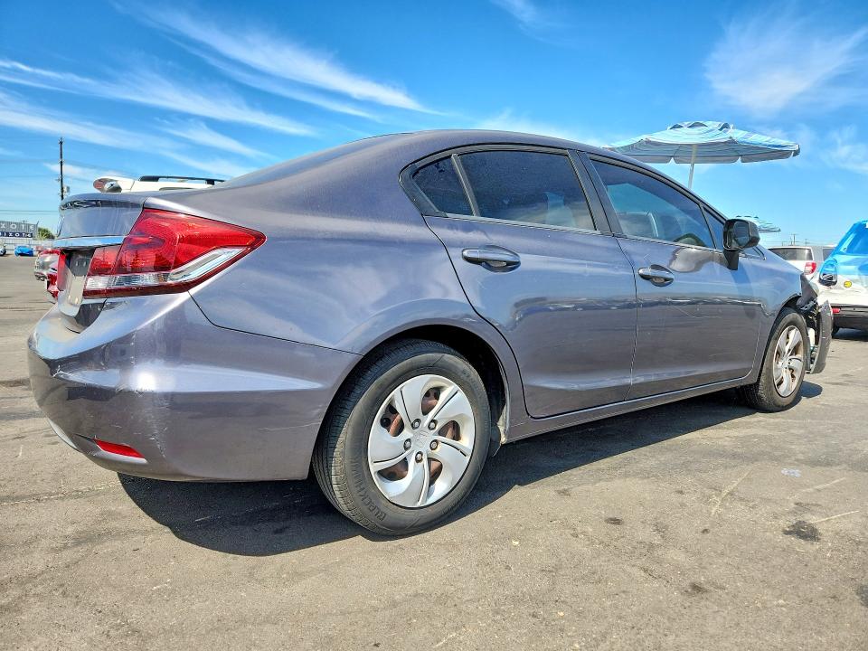 Photo 3 from auction – 2015 HONDA CIVIC with VIN 2HGFB2F50FH543776