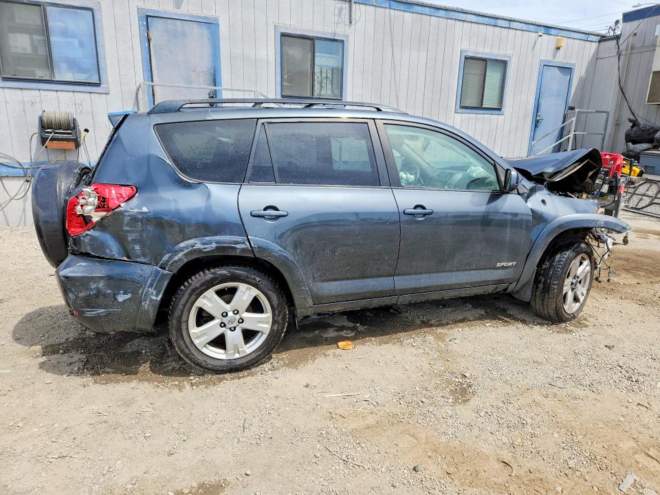 Photo 3 from auction – 2006 TOYOTA RAV4 with VIN JTMBD32V966010216