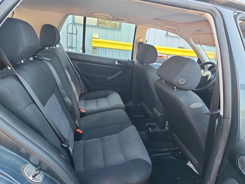 Photo 10 from auction – 2004 VOLKSWAGEN GOLF with VIN 9BWGL61J144004546