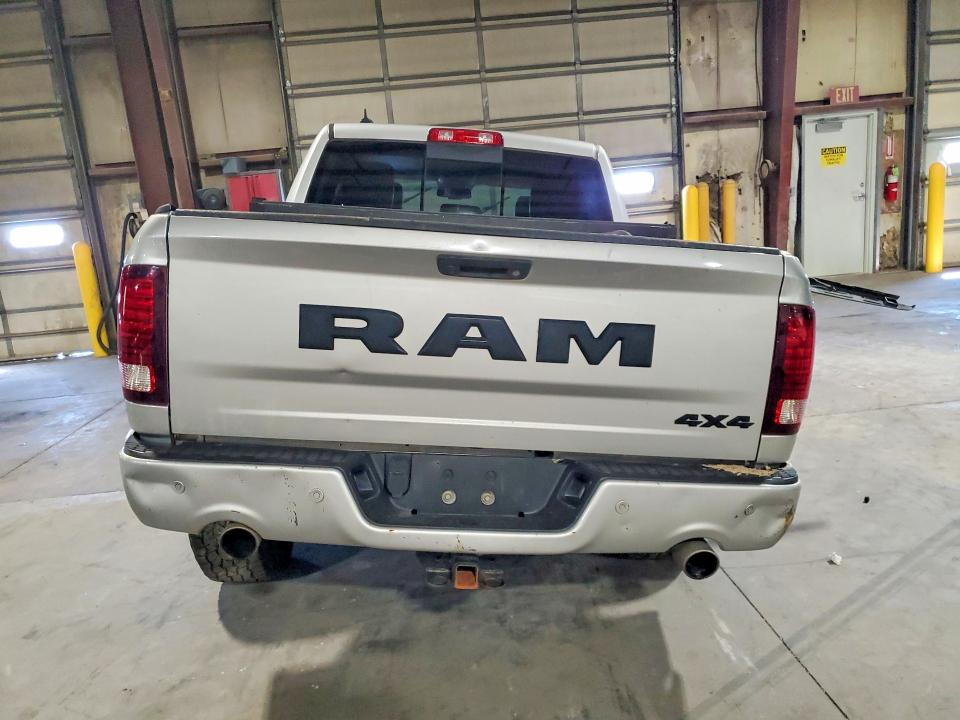 Photo 6 from auction – 2017 RAM 1500 with VIN 1C6RR7MT1HS757359