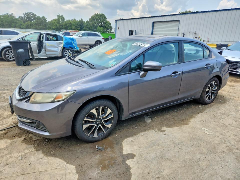 HONDA CIVIC 2015 with VIN 19XFB2F83FE003679 - Photo from auction