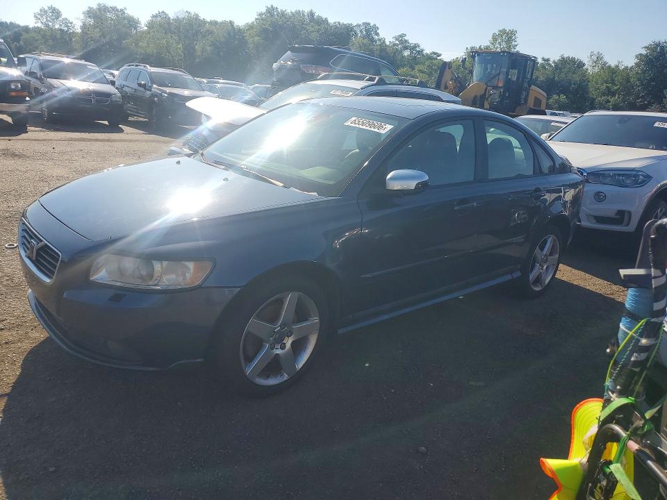 VOLVO S40 2010 with VIN YV1672MH6A2493314 - Photo from auction