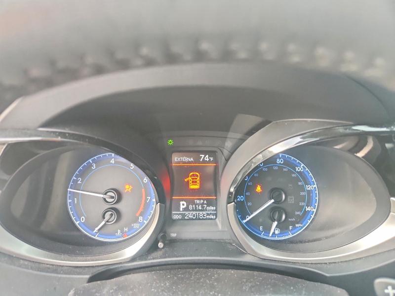 Photo 9 from auction – 2015 TOYOTA COROLLA with VIN 2T1BURHE9FC395604