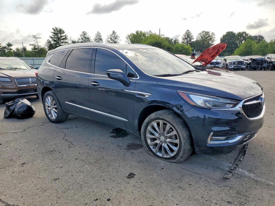 Photo 4 from auction – 2020 BUICK ENCLAVE with VIN 5GAEVAKWXLJ147621