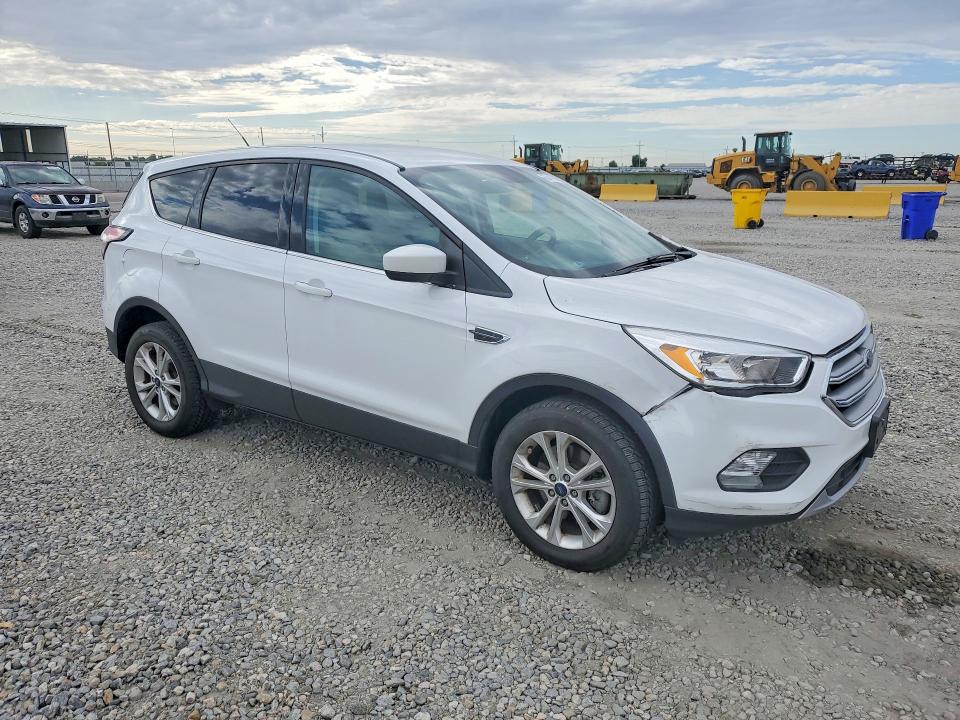Фото 4 с аукциона – 2017 FORD ESCAPE с VIN 1FMCU9GD2HUE84770