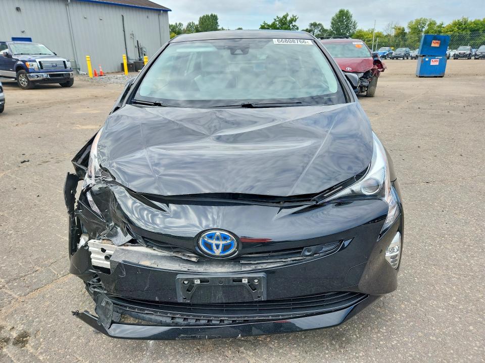 Photo 5 from auction – 2016 TOYOTA PRIUS with VIN JTDKARFU4G3002752