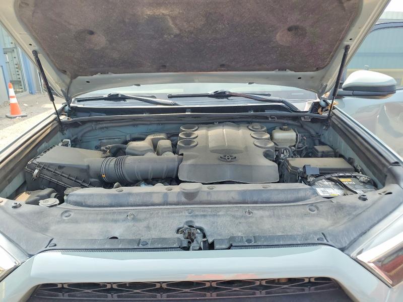Photo 11 from auction – 2021 TOYOTA 4RUNNER with VIN JTELU5JR0M5875868