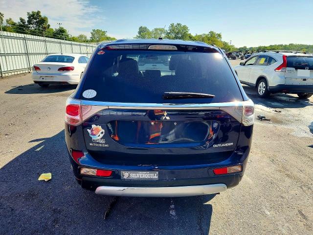 Photo 6 from auction – 2015 MITSUBISHI OUTLANDER with VIN JA4AD3A34FZ007793