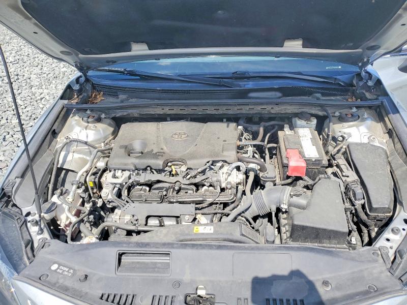 Photo 11 from auction – 2022 TOYOTA CAMRY with VIN 4T1G11AK7NU699804