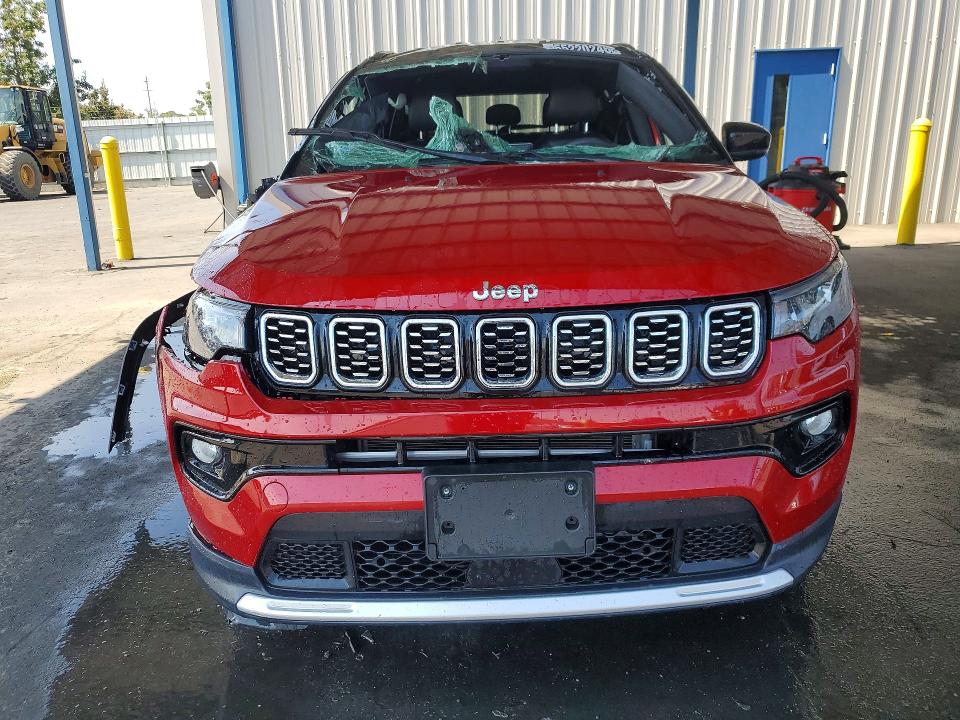 Фото 5 с аукциона – 2025 JEEP COMPASS с VIN 3C4NJDCN3ST579511