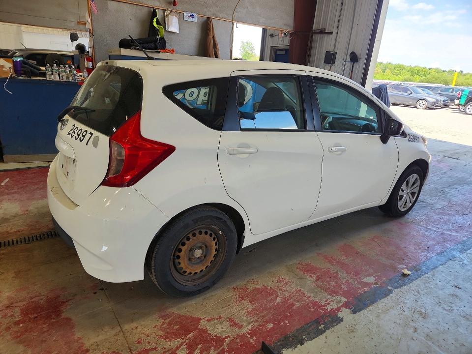 Снимка 3 от търг – 2018 NISSAN VERSA NOTE с VIN 3N1CE2CP4JL356803