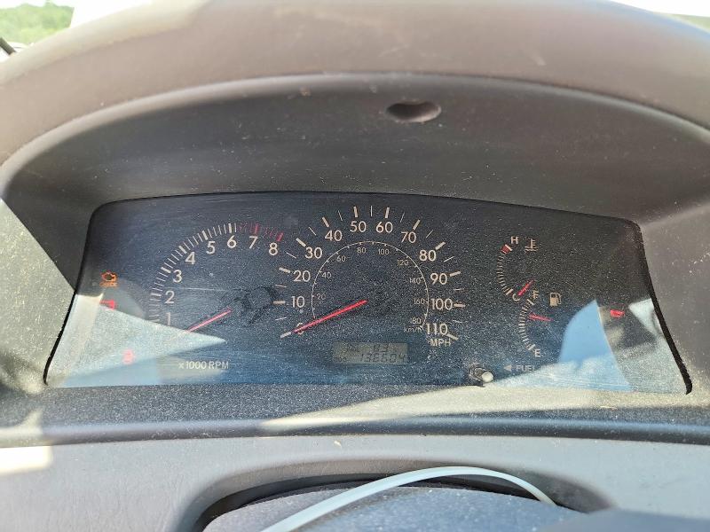Photo 9 from auction – 2005 TOYOTA COROLLA with VIN JTDBR32E252058390