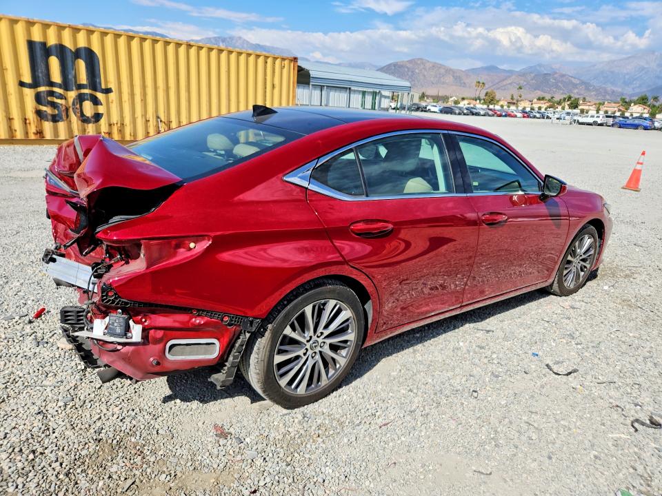 Фото 3 с аукциона – 2019 LEXUS ES с VIN 58ABZ1B17KU012088