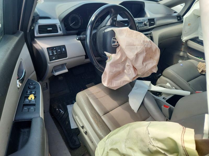 Photo 8 from auction – 2015 HONDA ODYSSEY with VIN 5FNRL5H64FB014319
