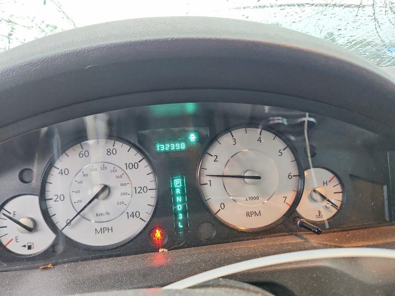 Foto 9 de la subasta – 2008 CHRYSLER 300 con VIN 2C3KA43R18H127004