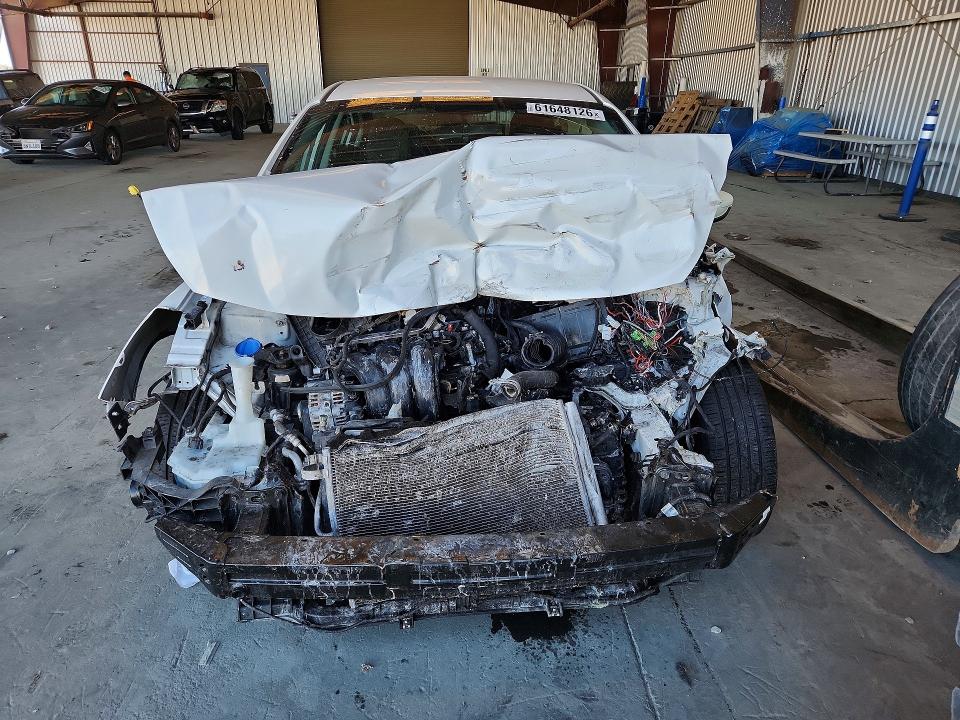 Photo 5 from auction – 2018 KIA FORTE with VIN 3KPFL4A77JE174158