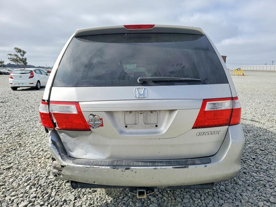 Photo 6 from auction – 2005 HONDA ODYSSEY with VIN 5FNRL38625B110064