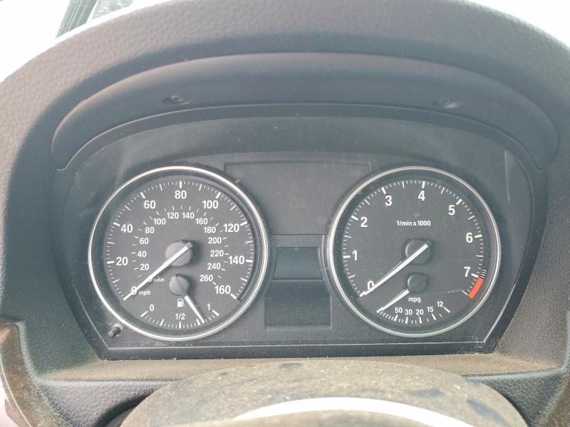Photo 9 from auction – 2009 BMW 328 with VIN WBAPH57559NL80455