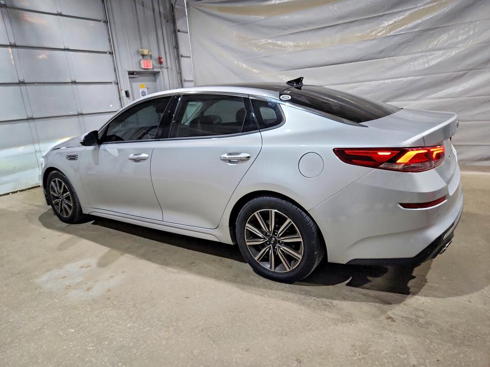 Foto 2 de la subasta – 2019 KIA OPTIMA con VIN 5XXGU4L16KG296058