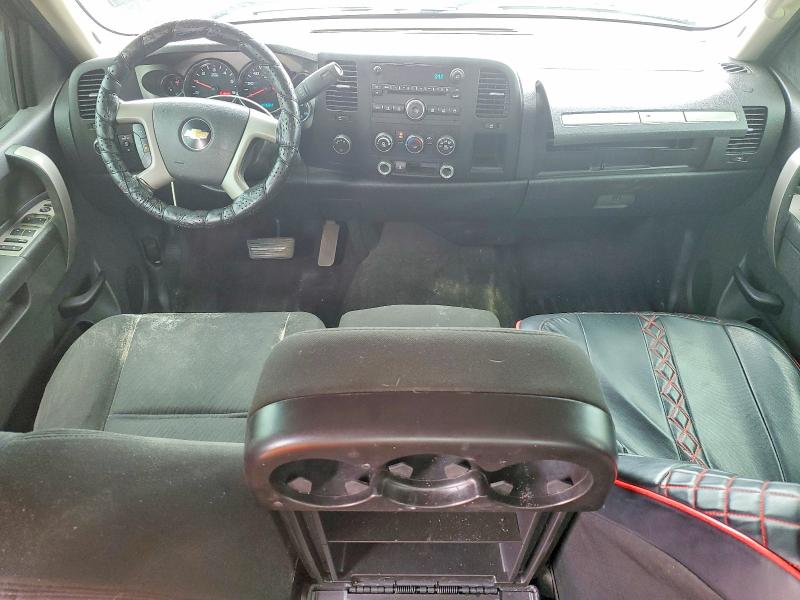 Photo 8 from auction – 2010 CHEVROLET SILVERADO with VIN 3GCRKSE30AG277440