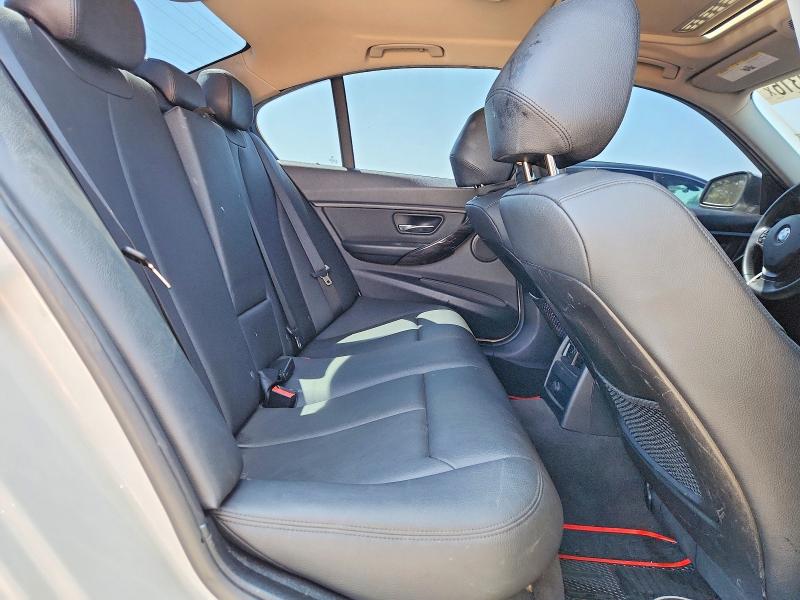 Photo 10 from auction – 2015 BMW 320 with VIN WBA3B1C56FP681167