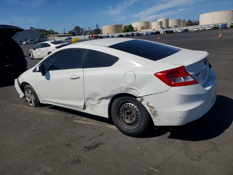 Photo 2 from auction – 2013 HONDA CIVIC with VIN 2HGFG3B56DH502837
