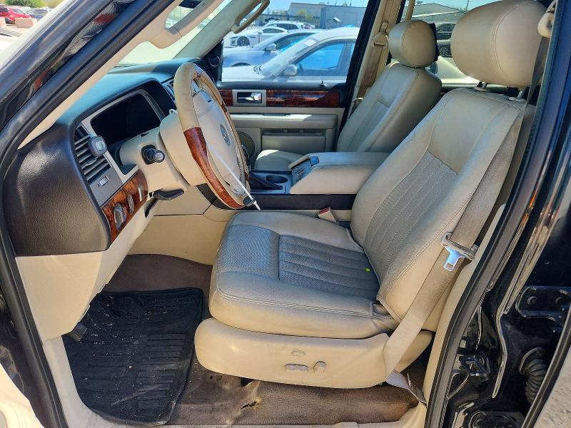 Photo 7 from auction – 2003 LINCOLN NAVIGATOR with VIN 5LMFU27R33LJ43440