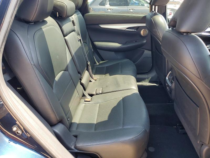 Photo 11 from auction – 2019 INFINITI QX50 with VIN 3PCAJ5M10KF117017