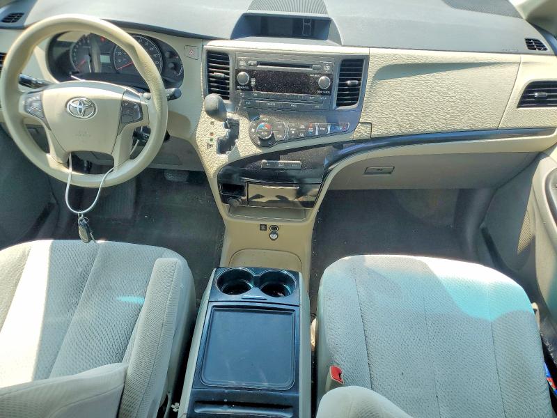 Photo 8 from auction – 2013 TOYOTA SIENNA with VIN 5TDKK3DC6DS328888