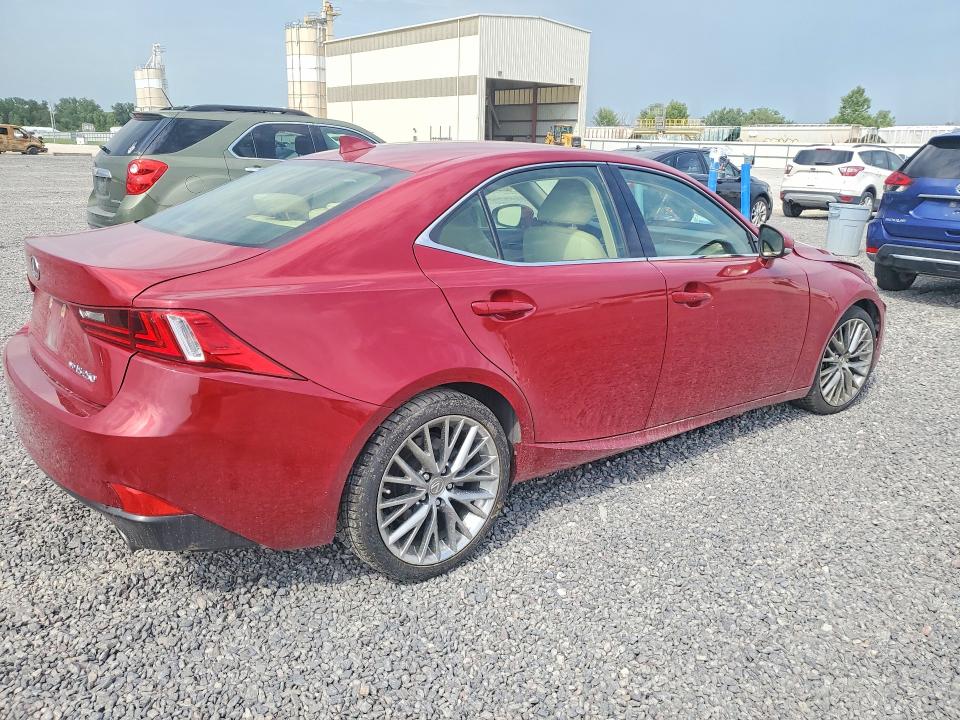 Foto 3 de la subasta – 2014 LEXUS IS con VIN JTHCF1D23E5004176