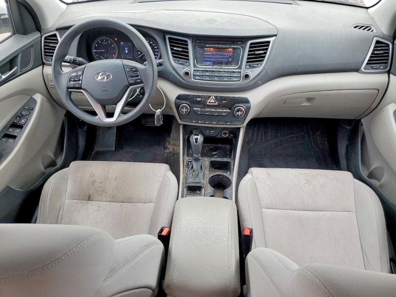 Photo 8 from auction – 2017 HYUNDAI TUCSON with VIN KM8J2CA46HU502691