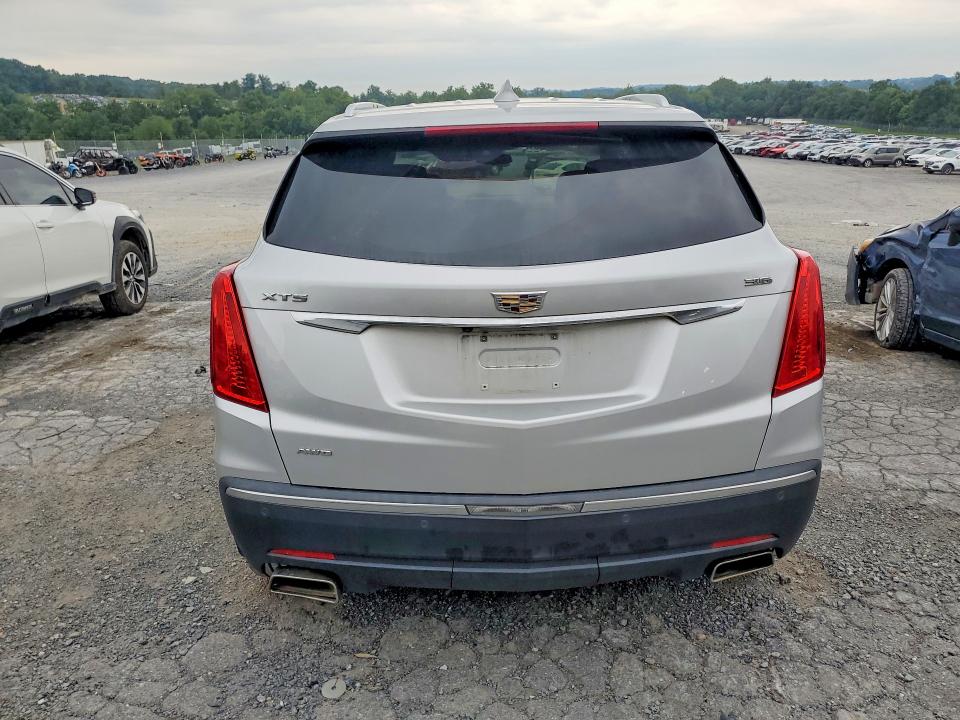 Foto 6 de la subasta – 2017 CADILLAC XT5 con VIN 1GYKNDRS4HZ280111