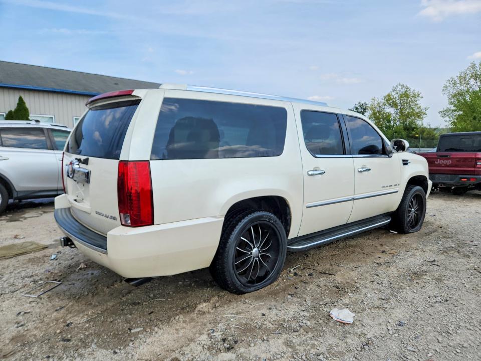Photo 3 from auction – 2007 CADILLAC ESCALADE with VIN 1GYFK66837R359069