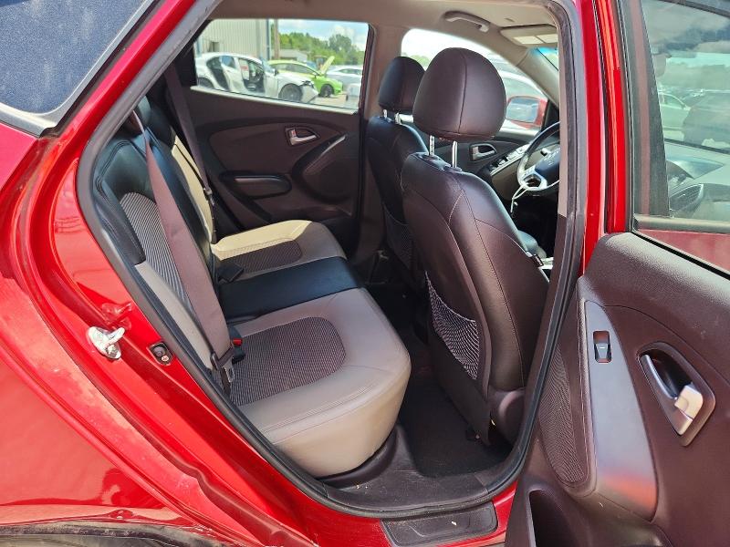 Photo 11 from auction – 2011 HYUNDAI TUCSON with VIN KM8JUCAC0BU227487