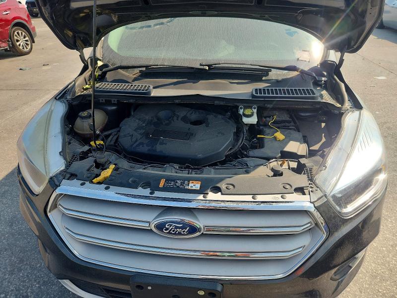 Photo 12 from auction – 2019 FORD ESCAPE with VIN 1FMCU9GD9KUB30526